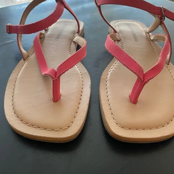 Lucky Brand - Picture 3 of 7